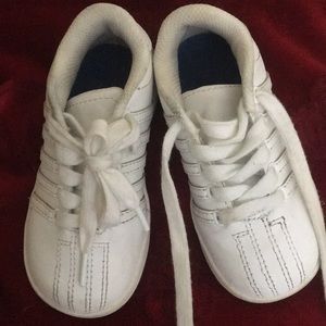 Infant tennis shoes